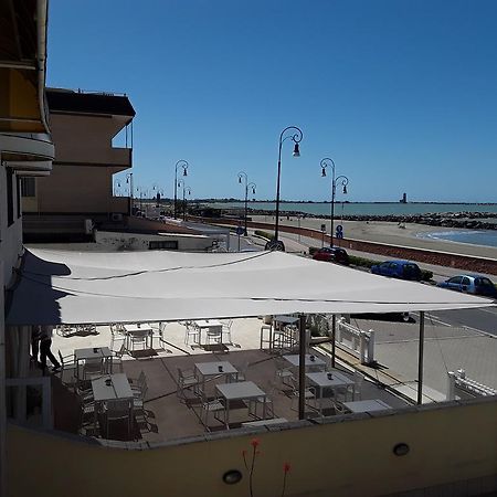 Rosa Dei Venti Hotell Fiumicino Eksteriør bilde